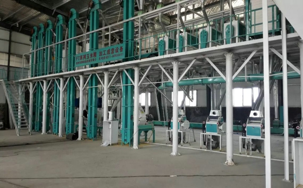 玉米成套機器